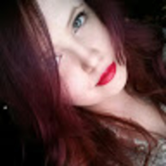 Meet your Posher, Jennifer - Picture 1 of 1